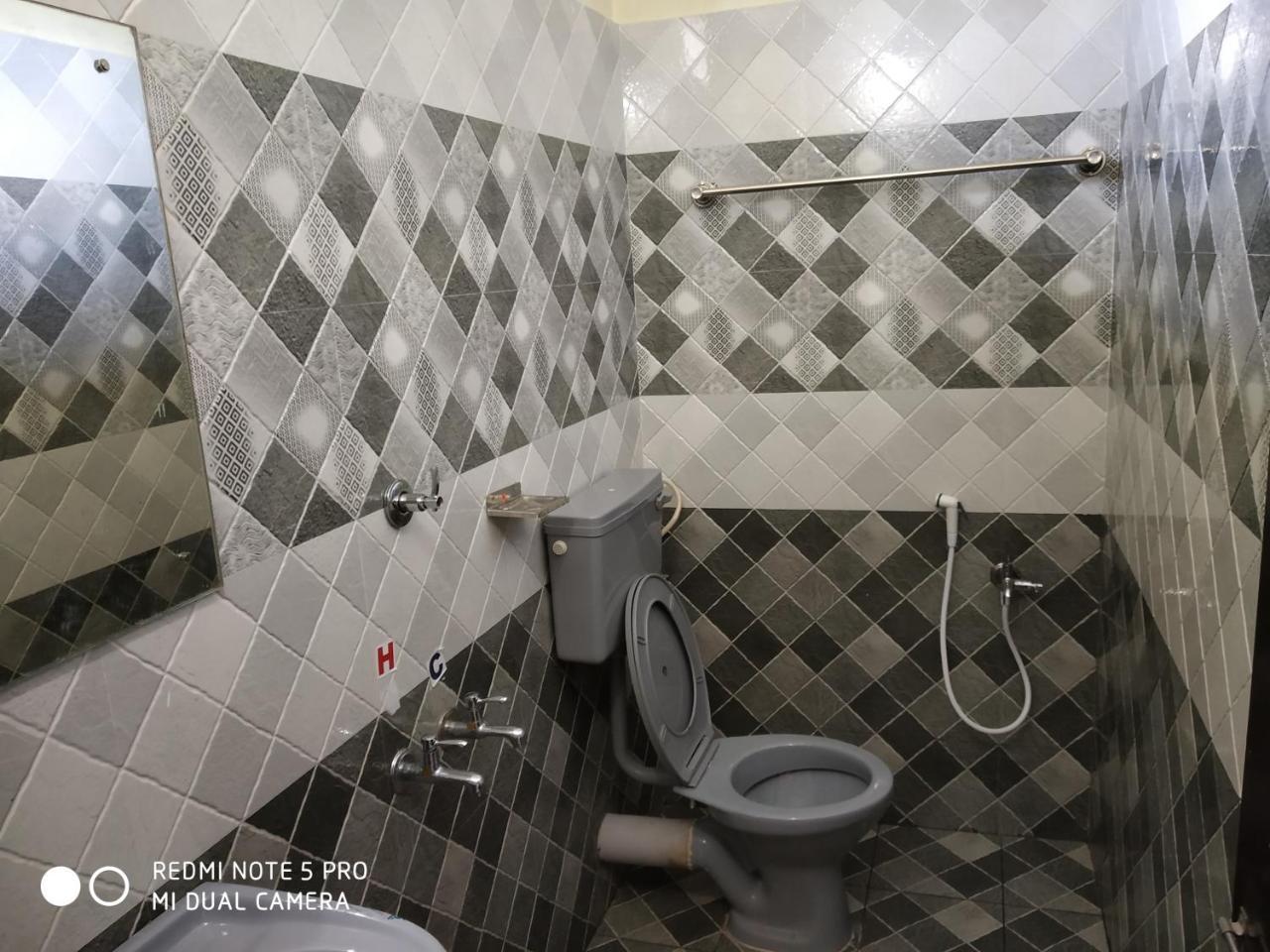 Hotel Woodlands Chottanikara Zewnętrze zdjęcie